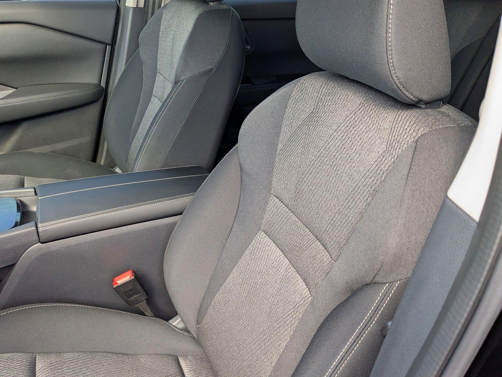 2025 Nissan Rogue Vehicle Photo in Pembroke Pines , FL 33084