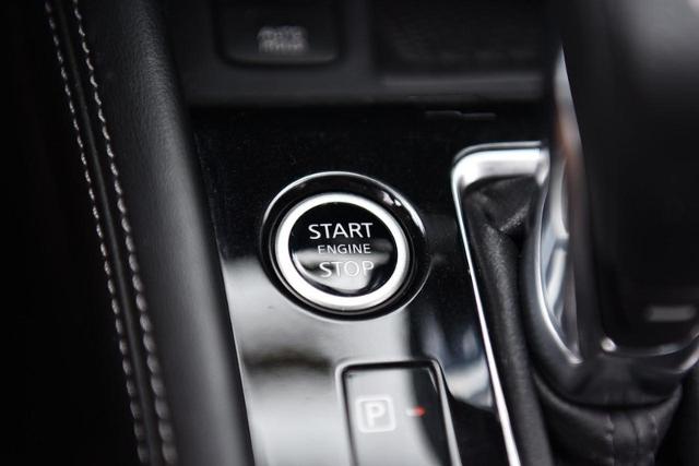 2024 Nissan Kicks Vehicle Photo in Ballwin, MO 63011