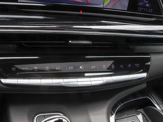 2022 Cadillac Escalade Vehicle Photo in Dallas, TX 75209
