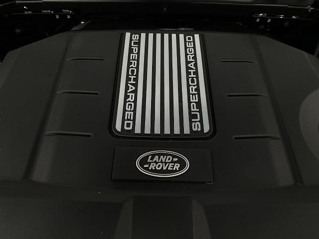 2025 Defender Vehicle Photo in Appleton, WI 54913