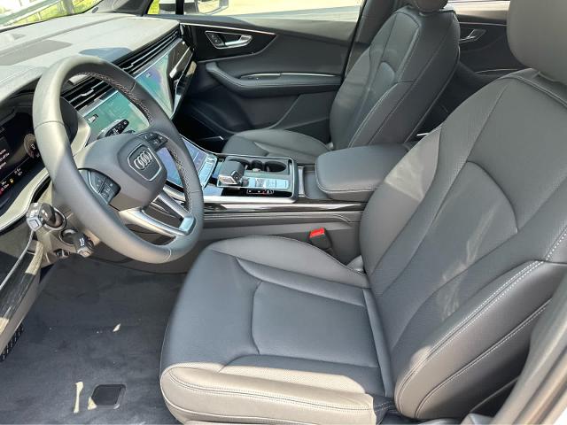 2025 Audi Q7 Vehicle Photo in HOUSTON, TX 77090