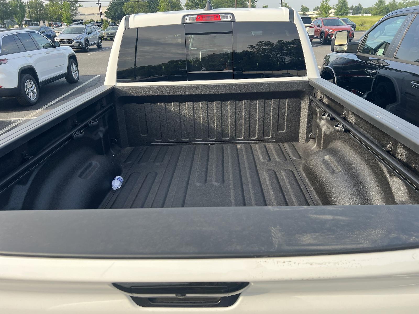 2025 Ram 1500 Vehicle Photo in Mechanicsburg, PA 17050-1707