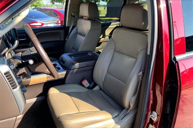 2016 Chevrolet Silverado 2500 HD Vehicle Photo in Lees Summit, MO 64086