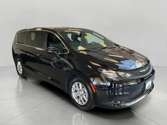 2025 Chrysler Voyager Vehicle Photo in Neenah, WI 54956