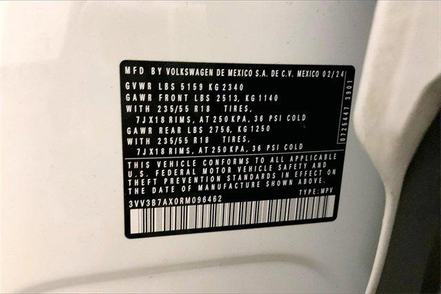 2024 Volkswagen Tiguan Vehicle Photo in KANSAS CITY, MO 64114-4502