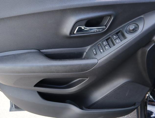 2020 Chevrolet Trax Vehicle Photo in DETROIT, MI 48207-4102