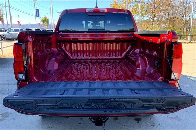 2024 Chevrolet Colorado Vehicle Photo in KANSAS CITY, MO 64114-4502