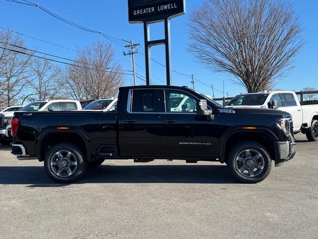 2025 GMC Sierra 2500 HD Vehicle Photo in LOWELL, MA 01852-4336