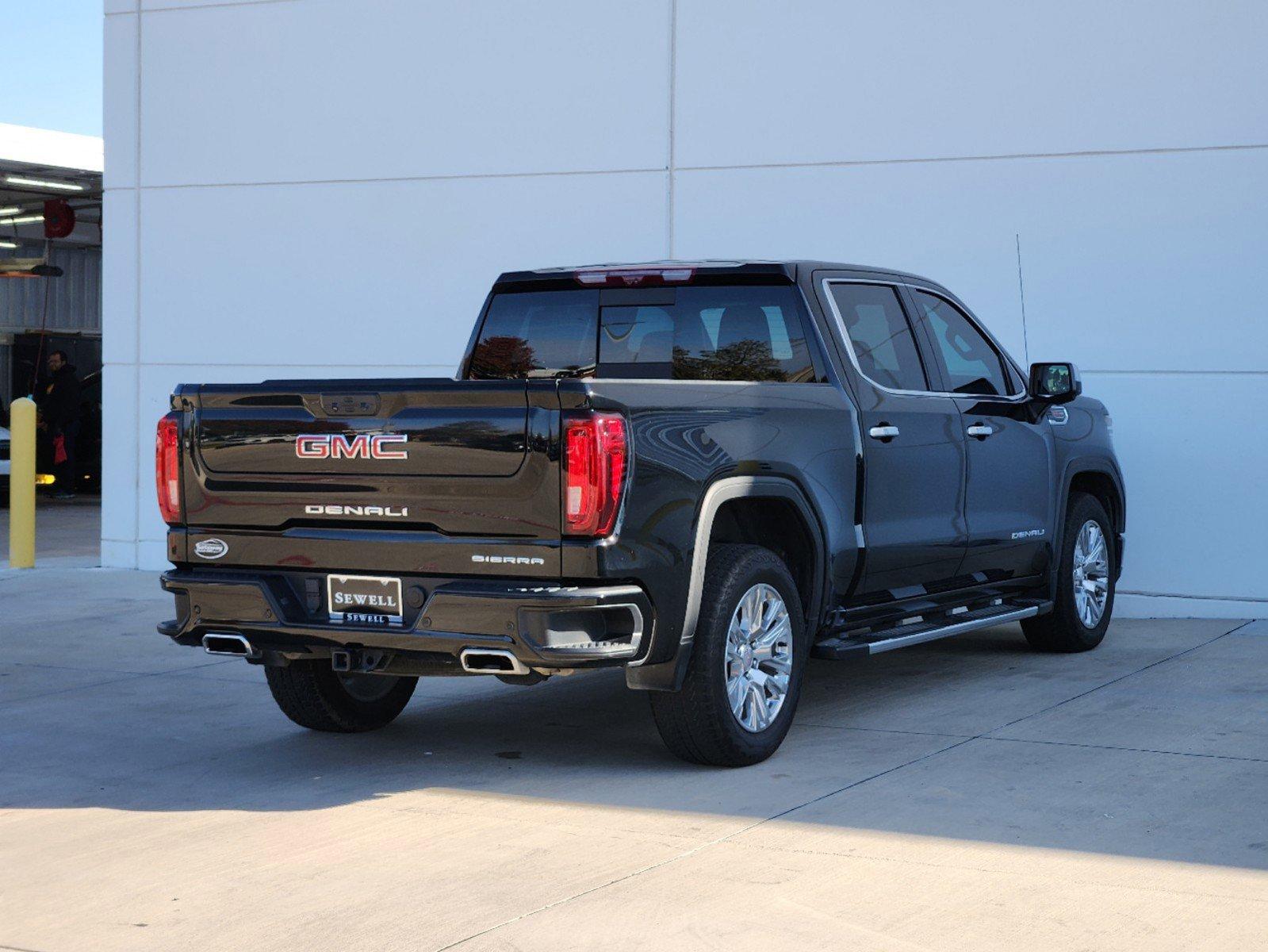 2023 GMC Sierra 1500 Vehicle Photo in PLANO, TX 75024