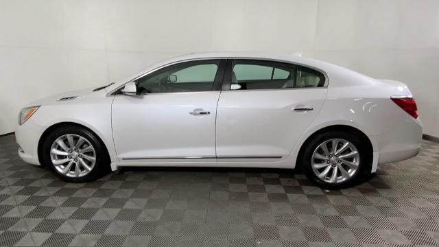 2016 Buick LaCrosse Vehicle Photo in ALLIANCE, OH 44601-4622