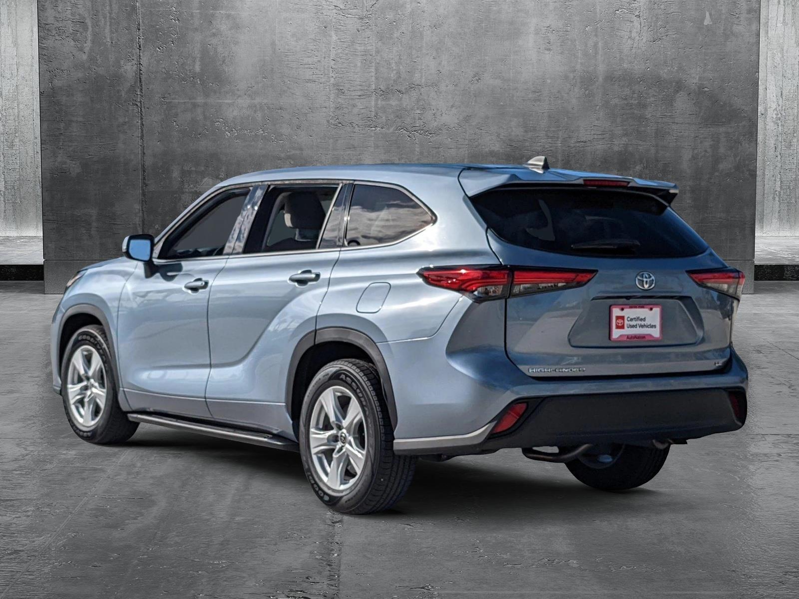 2022 Toyota Highlander Vehicle Photo in Davie, FL 33331