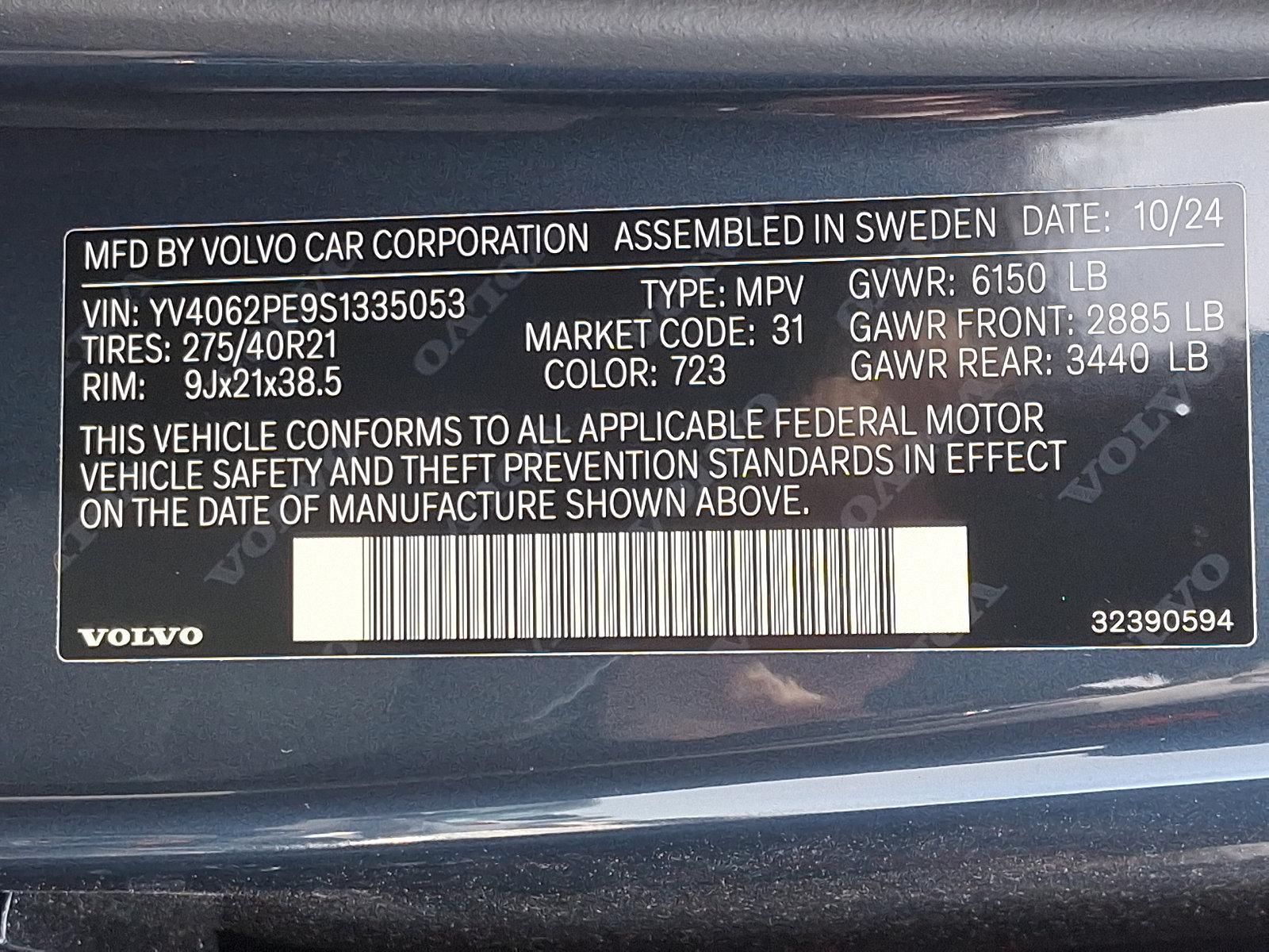 2025 Volvo XC90 Vehicle Photo in Trevose, PA 19053