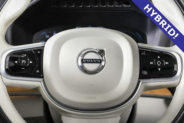 2021 Volvo XC90 Vehicle Photo in Puyallup, WA 98371