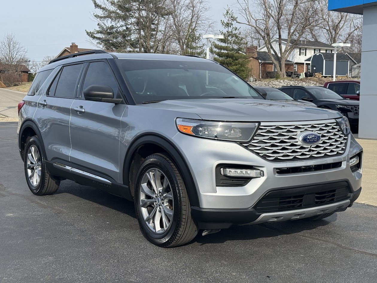 2022 Ford Explorer Vehicle Photo in BOONVILLE, IN 47601-9633