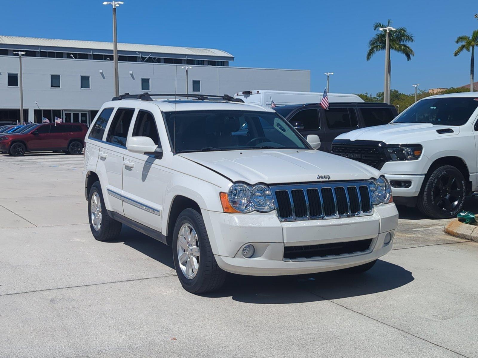 2008 Jeep Grand Cherokee Vehicle Photo in Pembroke Pines, FL 33027