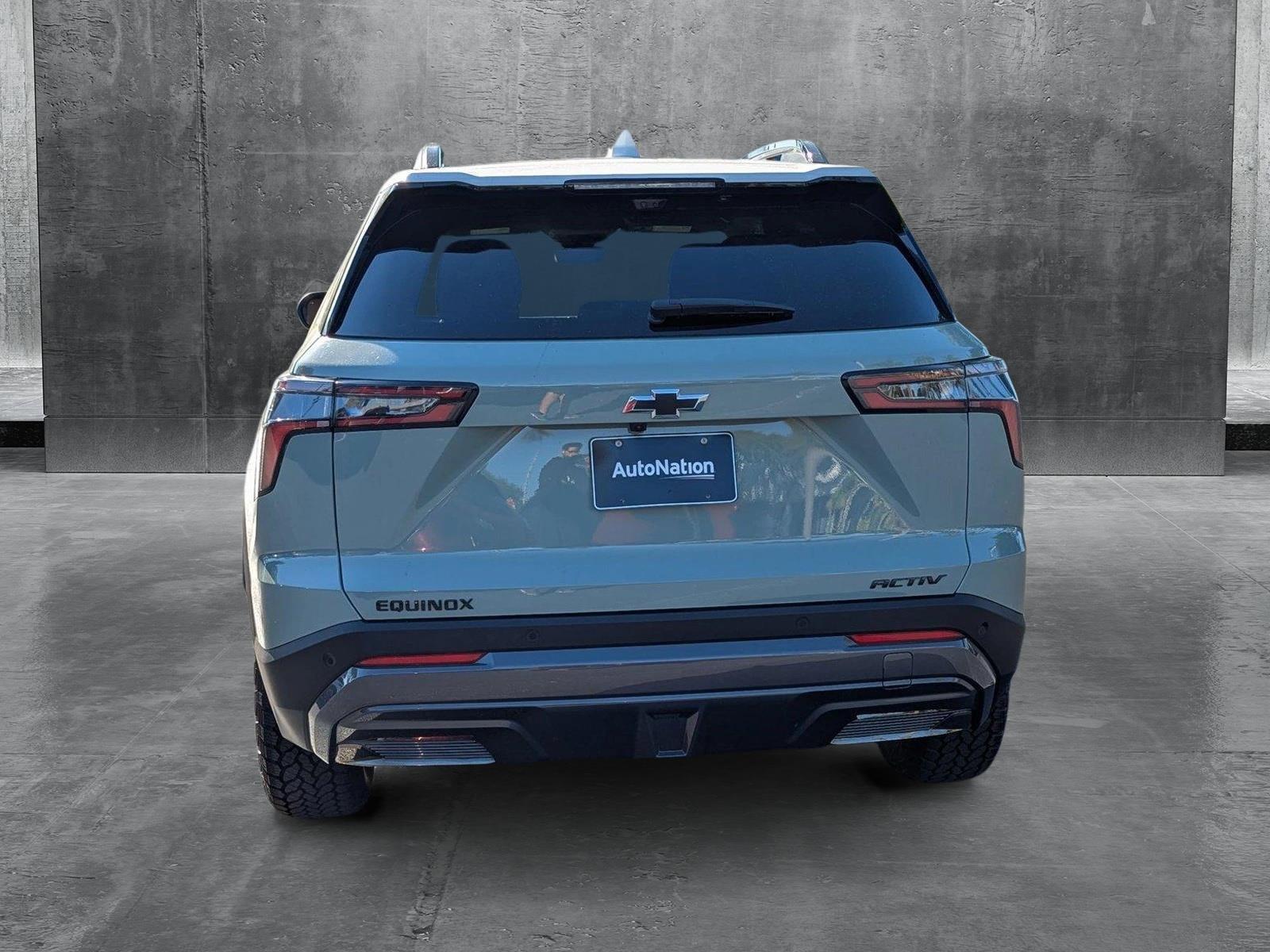 2025 Chevrolet Equinox Vehicle Photo in GREENACRES, FL 33463-3207