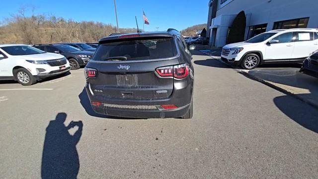 2022 Jeep Compass Vehicle Photo in Pleasant Hills, PA 15236