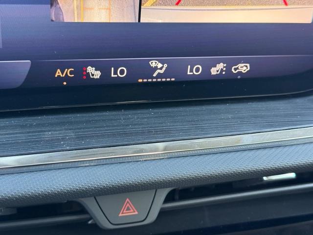 2025 Buick Envision Vehicle Photo in COLUMBIA, MO 65203-3903