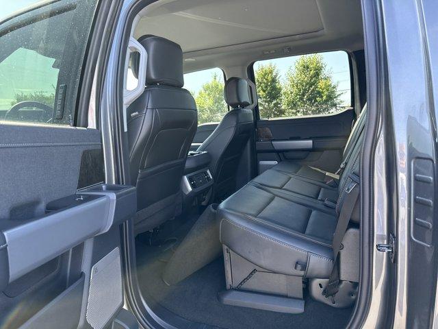 2024 Ford Super Duty F-250 SRW Vehicle Photo in Charlotte, NC 28212