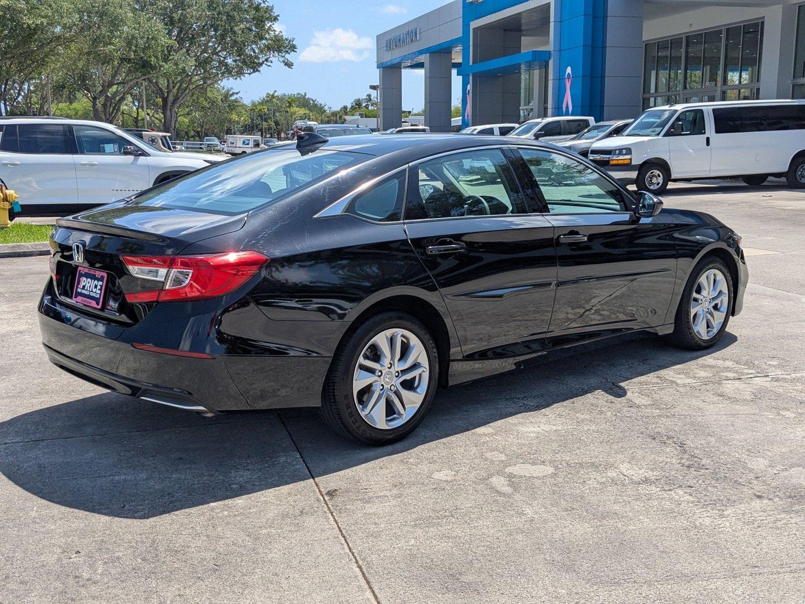 2020 Honda Accord Sedan Vehicle Photo in PEMBROKE PINES, FL 33024-6534