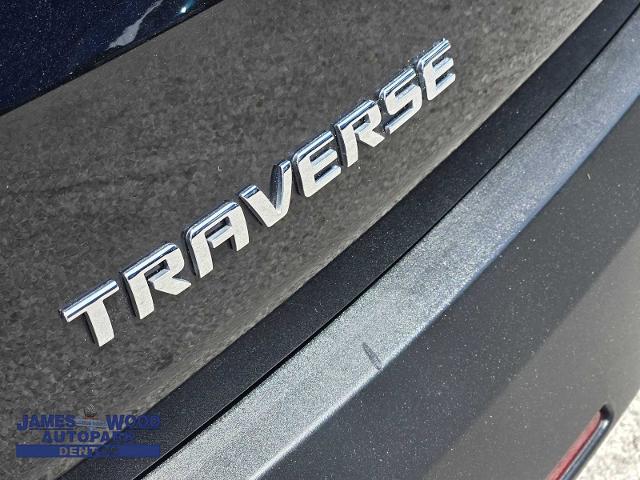 2021 Chevrolet Traverse Vehicle Photo in DENTON, TX 76210-9321