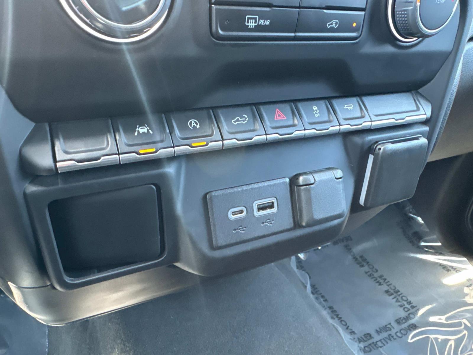 2023 Chevrolet Silverado 1500 Vehicle Photo in LOS ANGELES, CA 90007-3794