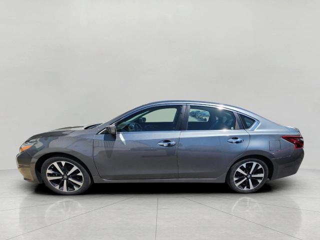 2018 Nissan Altima Vehicle Photo in MADISON, WI 53713-3220