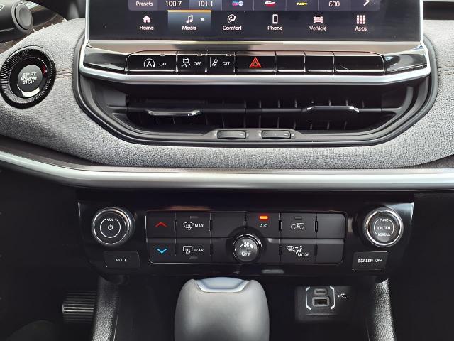 2014 Jeep Cherokee Vehicle Photo in Oshkosh, WI 54904