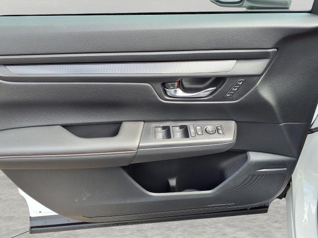 2025 Honda CR-V Hybrid Vehicle Photo in Oshkosh, WI 54904