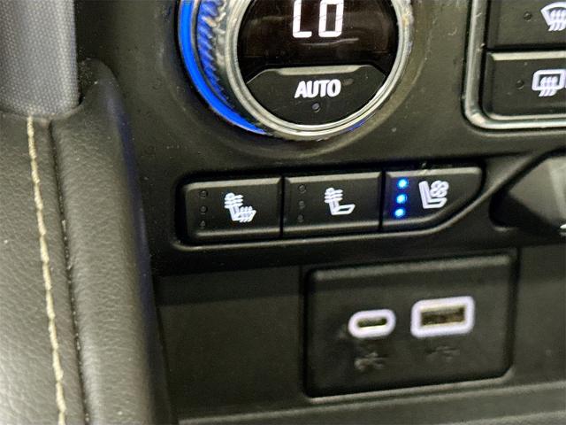 2022 GMC Yukon Vehicle Photo in EVERETT, WA 98203-5662