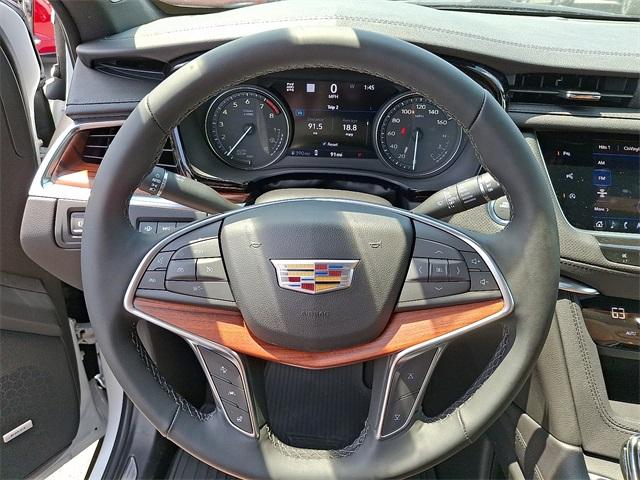 2025 Cadillac XT5 Vehicle Photo in ALLENTOWN, PA 18103-7399