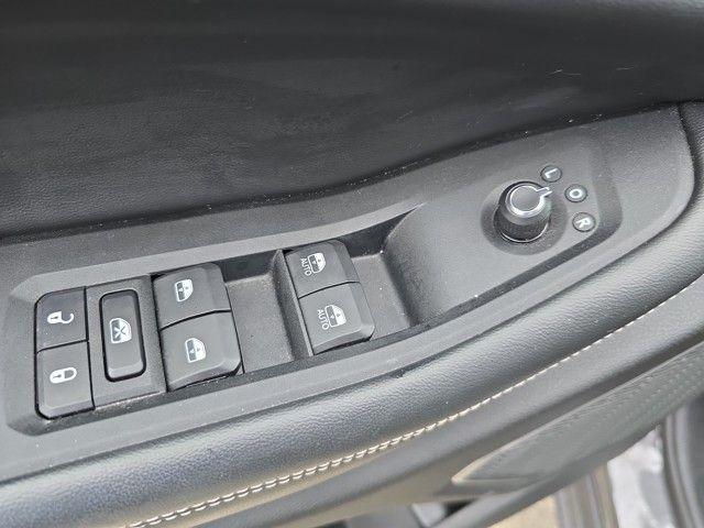 2022 Jeep Grand Cherokee Vehicle Photo in Pleasant Hills, PA 15236