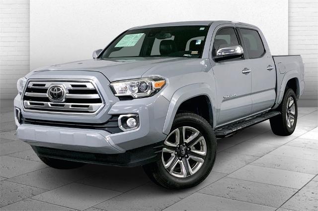 2019 Toyota Tacoma 4WD Vehicle Photo in Kansas City, MO 64114