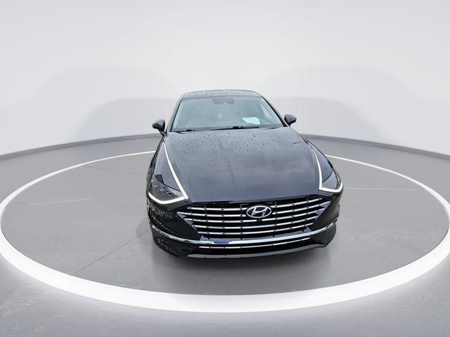 2021 Hyundai SONATA Hybrid Vehicle Photo in Pleasant Hills, PA 15236