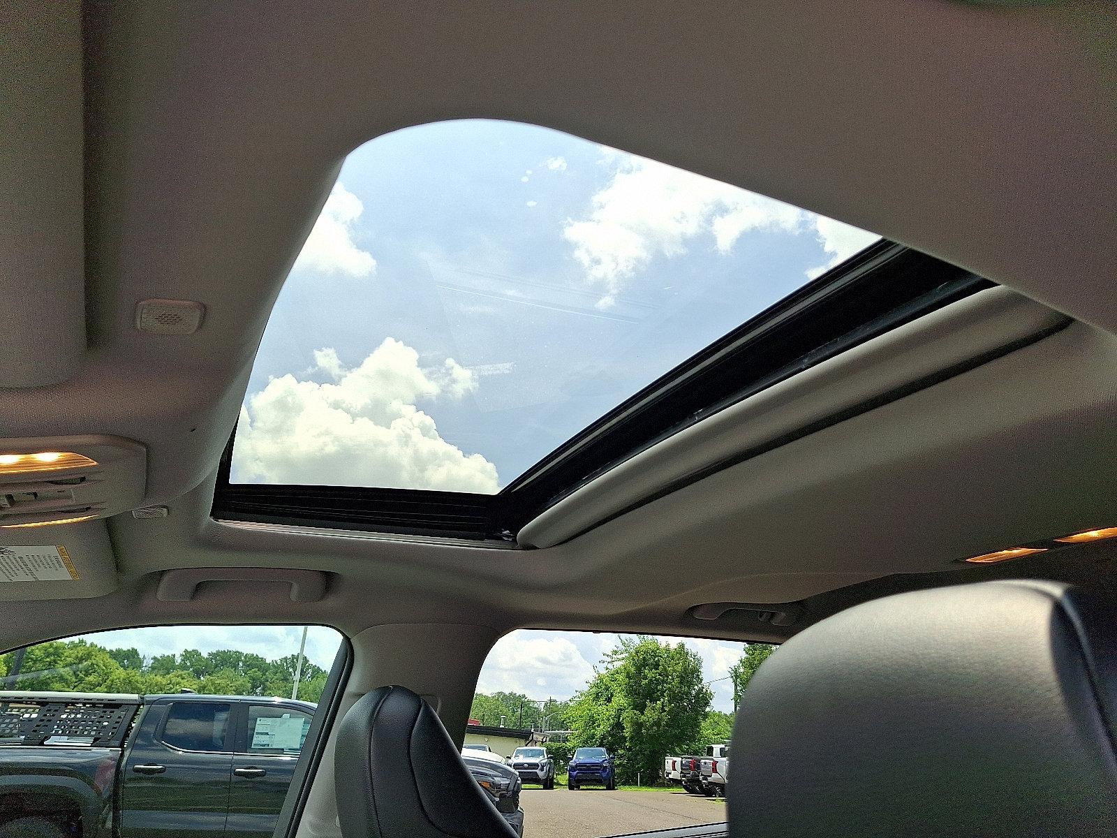 2024 Toyota Highlander Vehicle Photo in Trevose, PA 19053