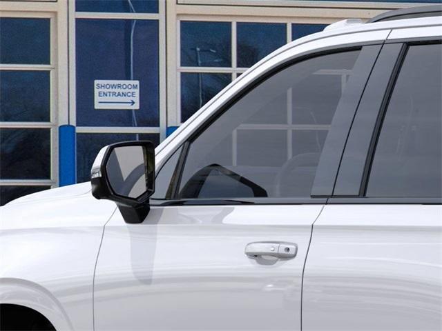 2025 Chevrolet Tahoe Vehicle Photo in ENGLEWOOD, CO 80113-6708
