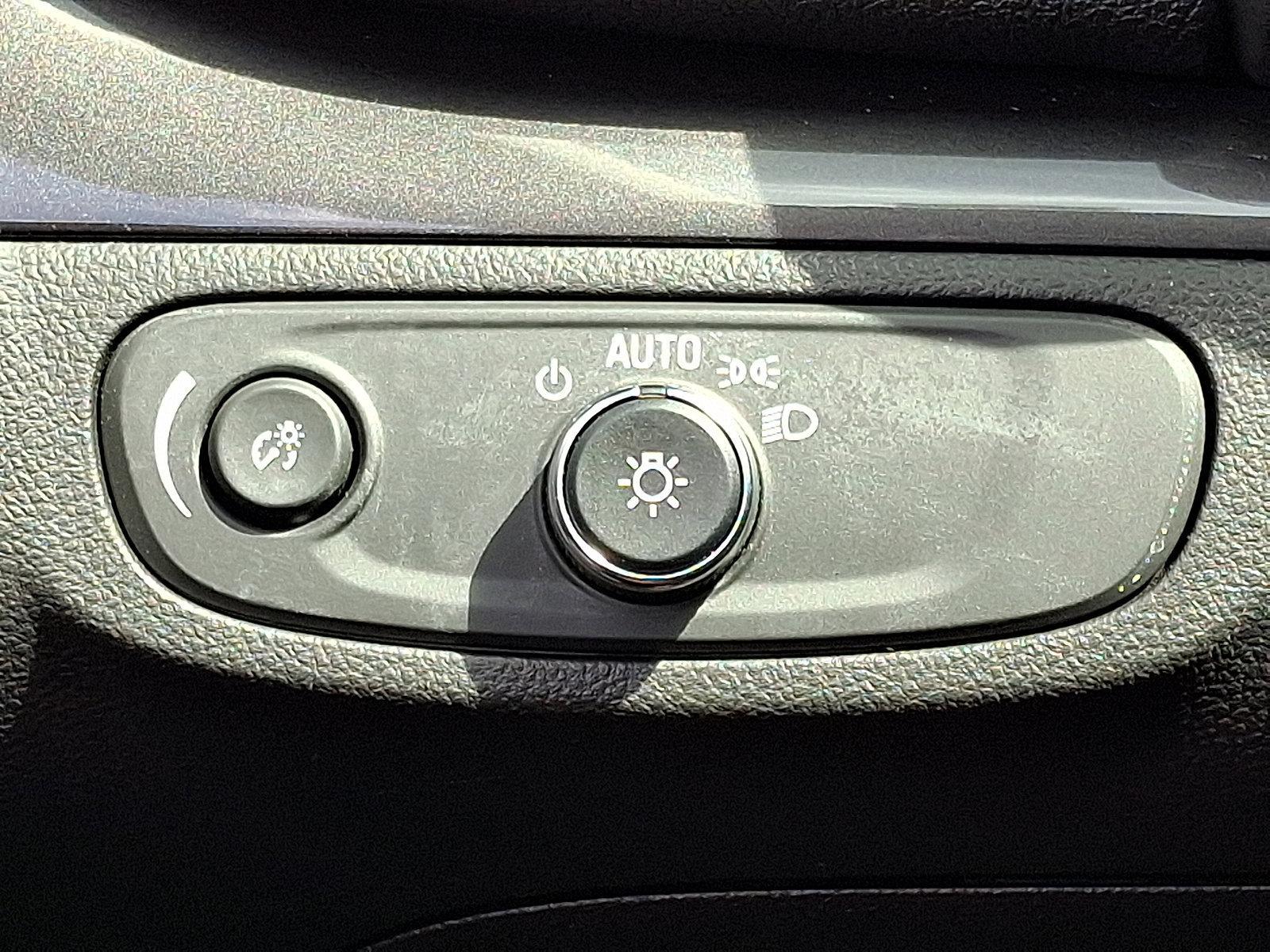 2021 Buick Encore Vehicle Photo in BETHLEHEM, PA 18017-9401