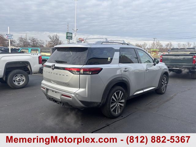 2024 Nissan Pathfinder Vehicle Photo in VINCENNES, IN 47591-5519