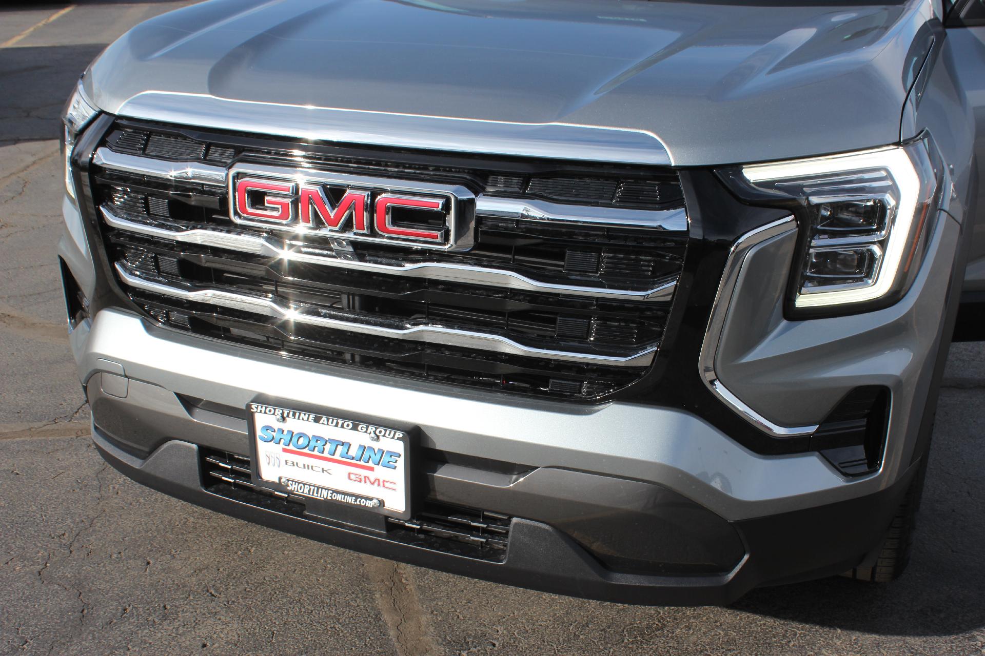 2025 GMC Terrain Vehicle Photo in AURORA, CO 80012-4011