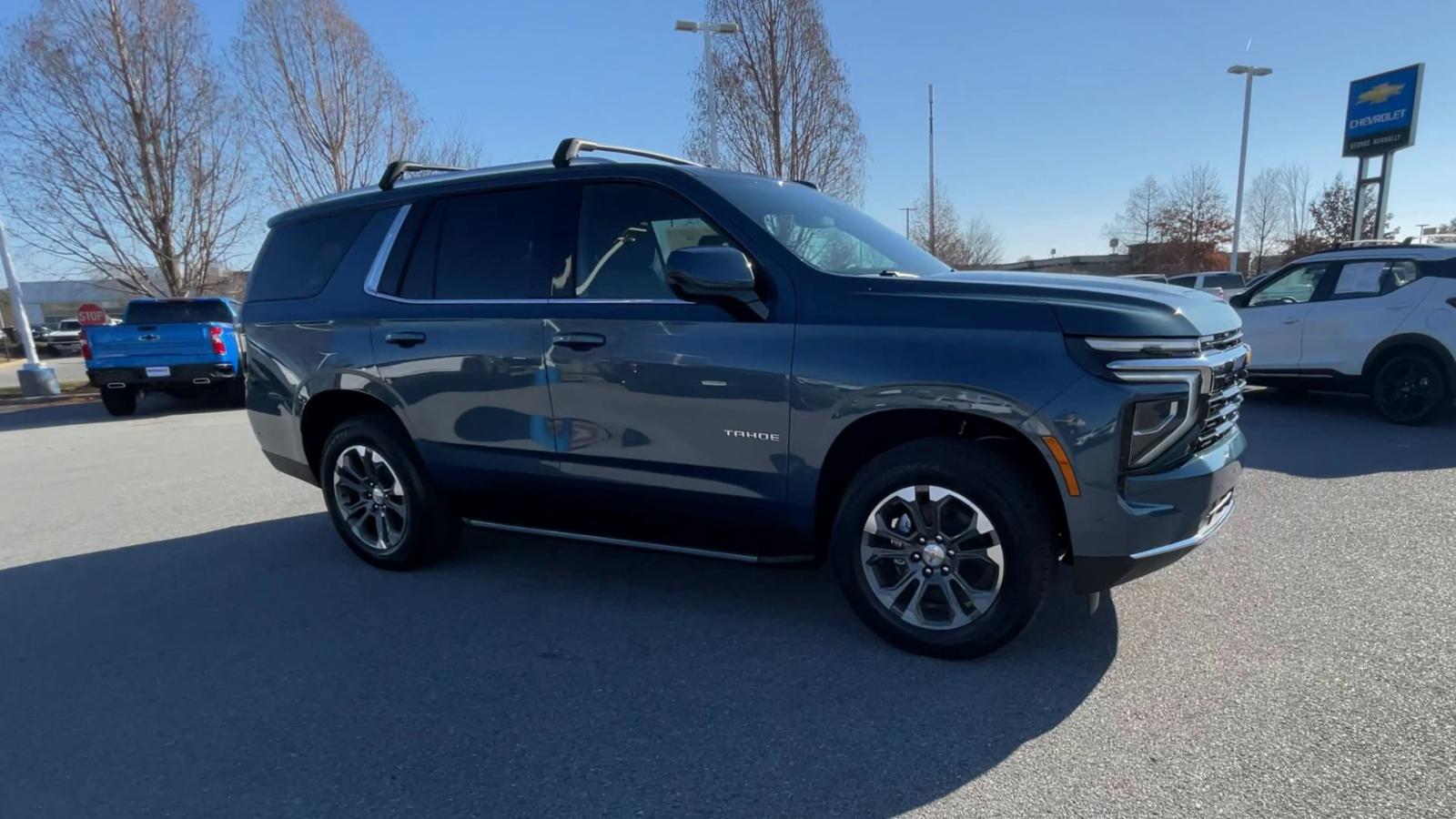 2025 Chevrolet Tahoe Vehicle Photo in BENTONVILLE, AR 72712-4322