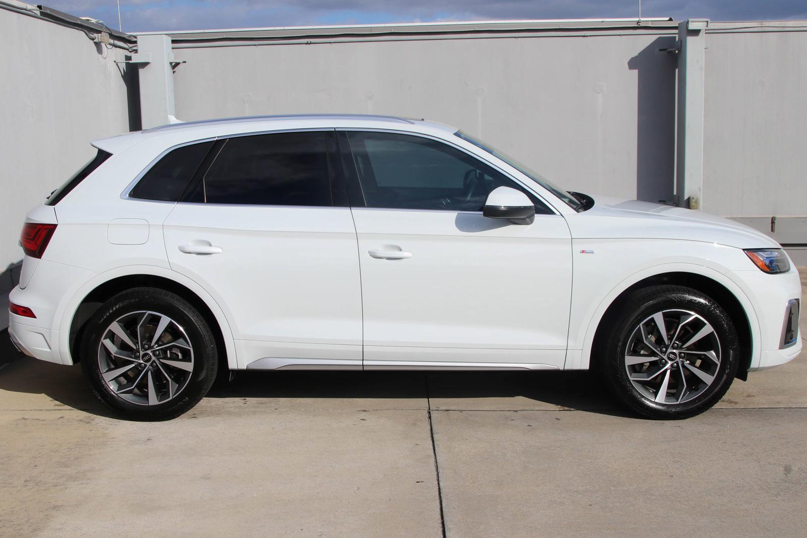 2023 Audi Q5 Vehicle Photo in SUGAR LAND, TX 77478