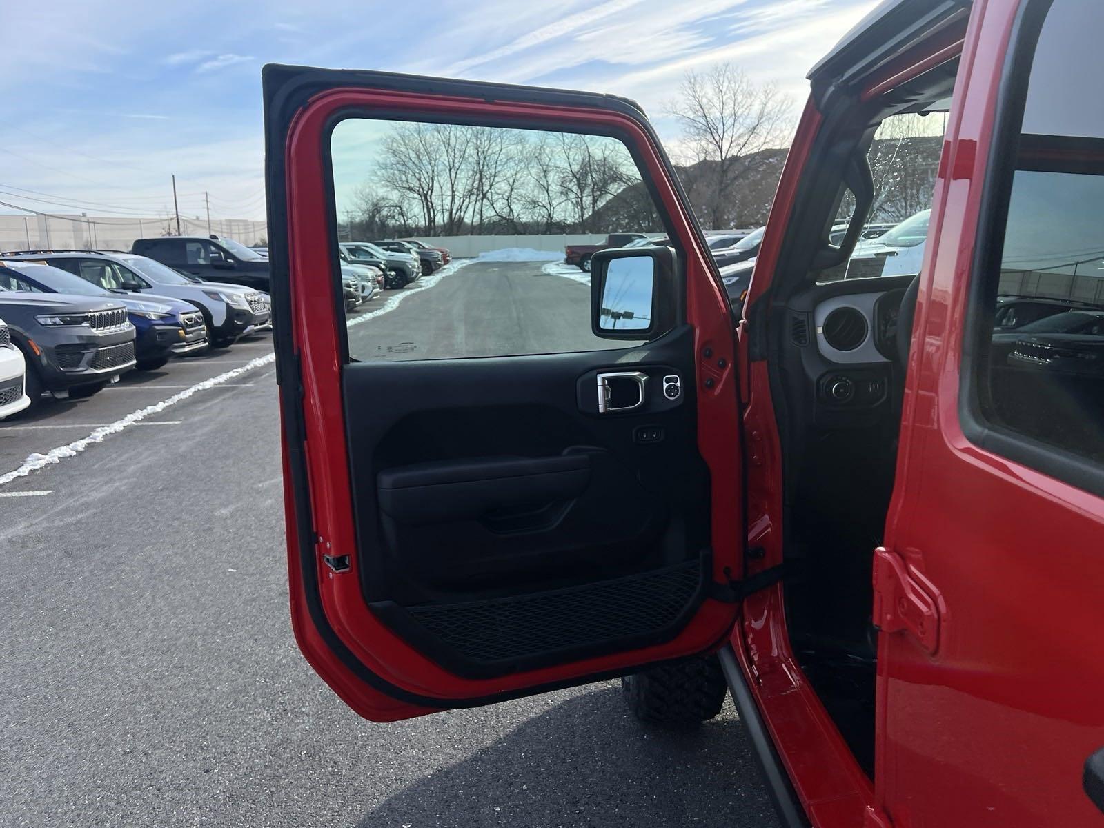 2025 Jeep Wrangler Vehicle Photo in Mechanicsburg, PA 17050-1707