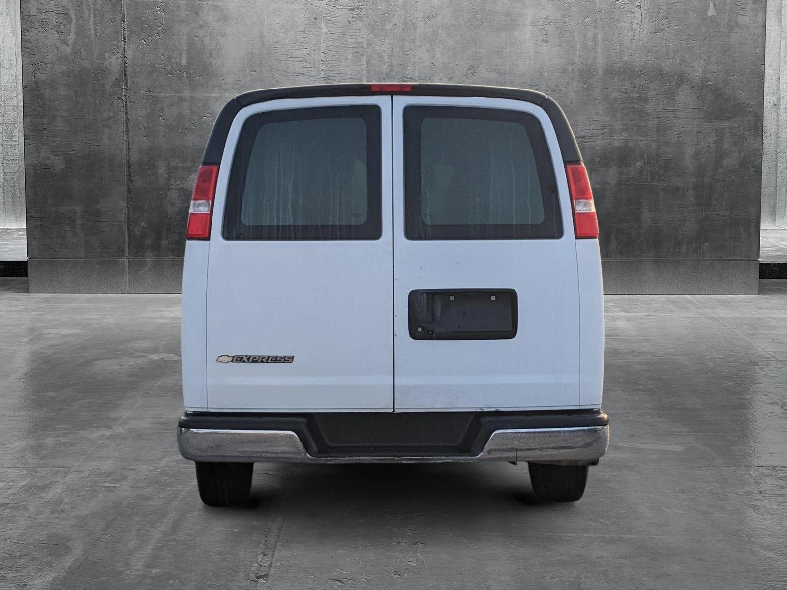 2021 Chevrolet Express Cargo 2500 Vehicle Photo in PEMBROKE PINES, FL 33024-6534