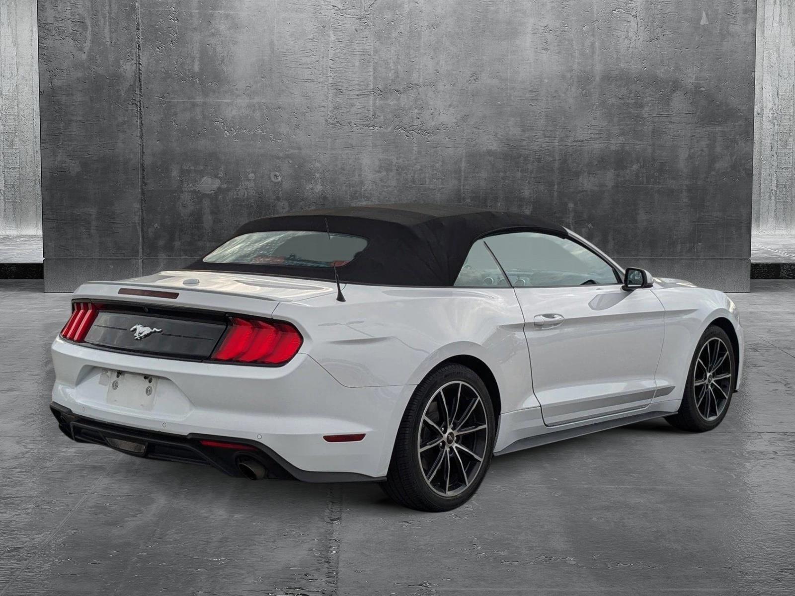 2020 Ford Mustang Vehicle Photo in St. Petersburg, FL 33713