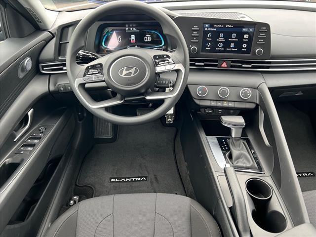 2025 Hyundai ELANTRA Vehicle Photo in Shiloh, IL 62269