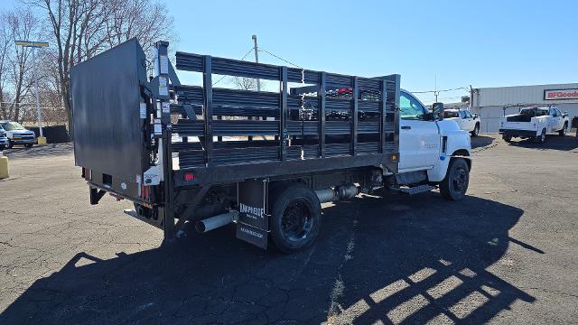 2024 Chevrolet Silverado Chassis Cab Vehicle Photo in INDEPENDENCE, MO 64055-1314