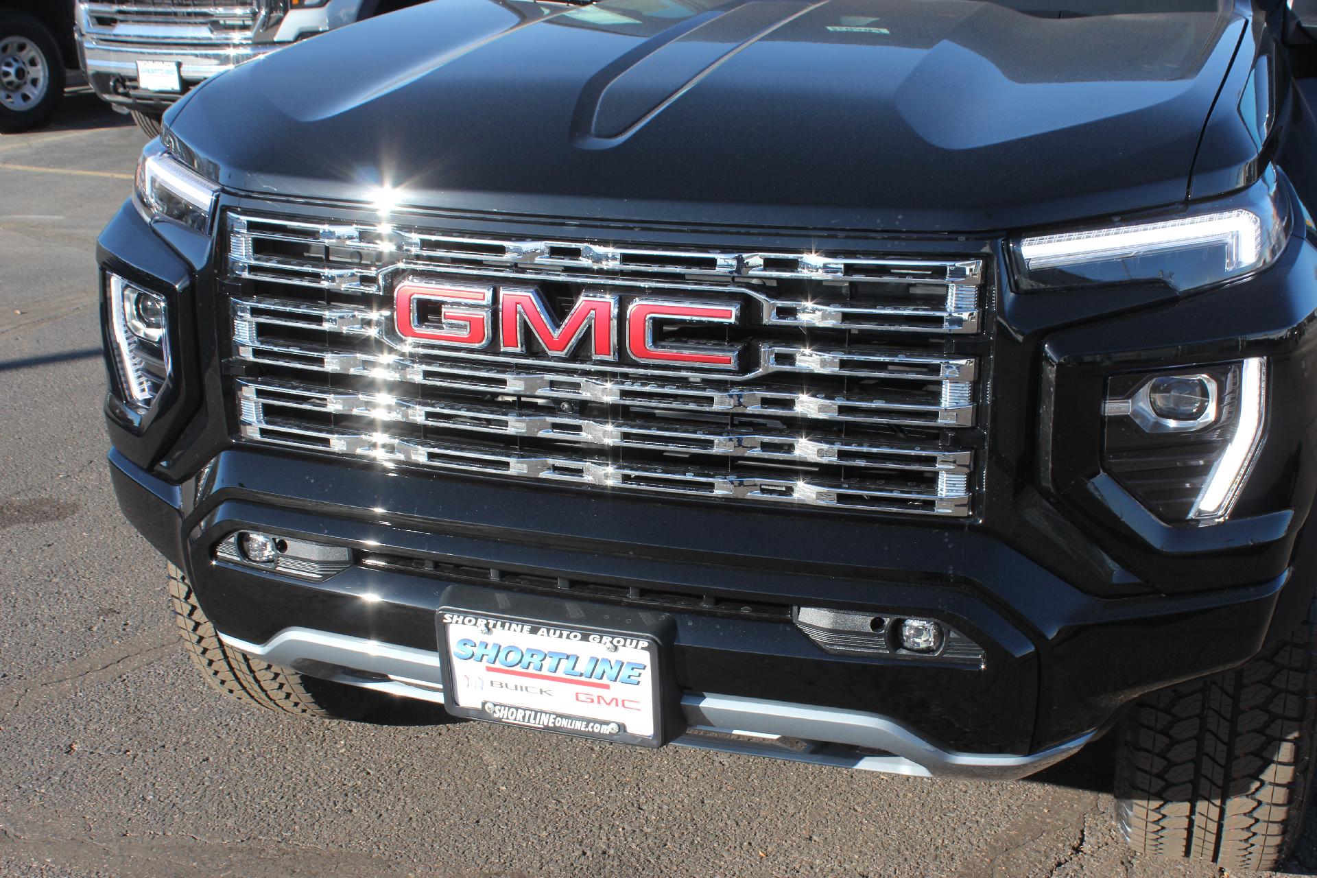 2025 GMC Canyon Vehicle Photo in AURORA, CO 80012-4011