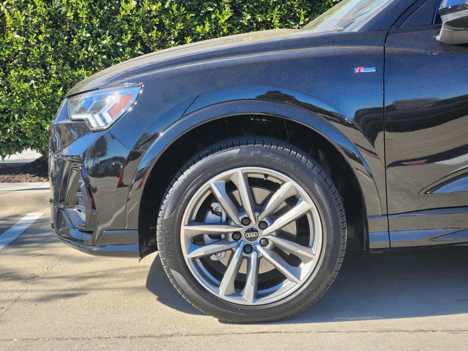 2024 Audi Q3 Vehicle Photo in MCKINNEY, TX 75070