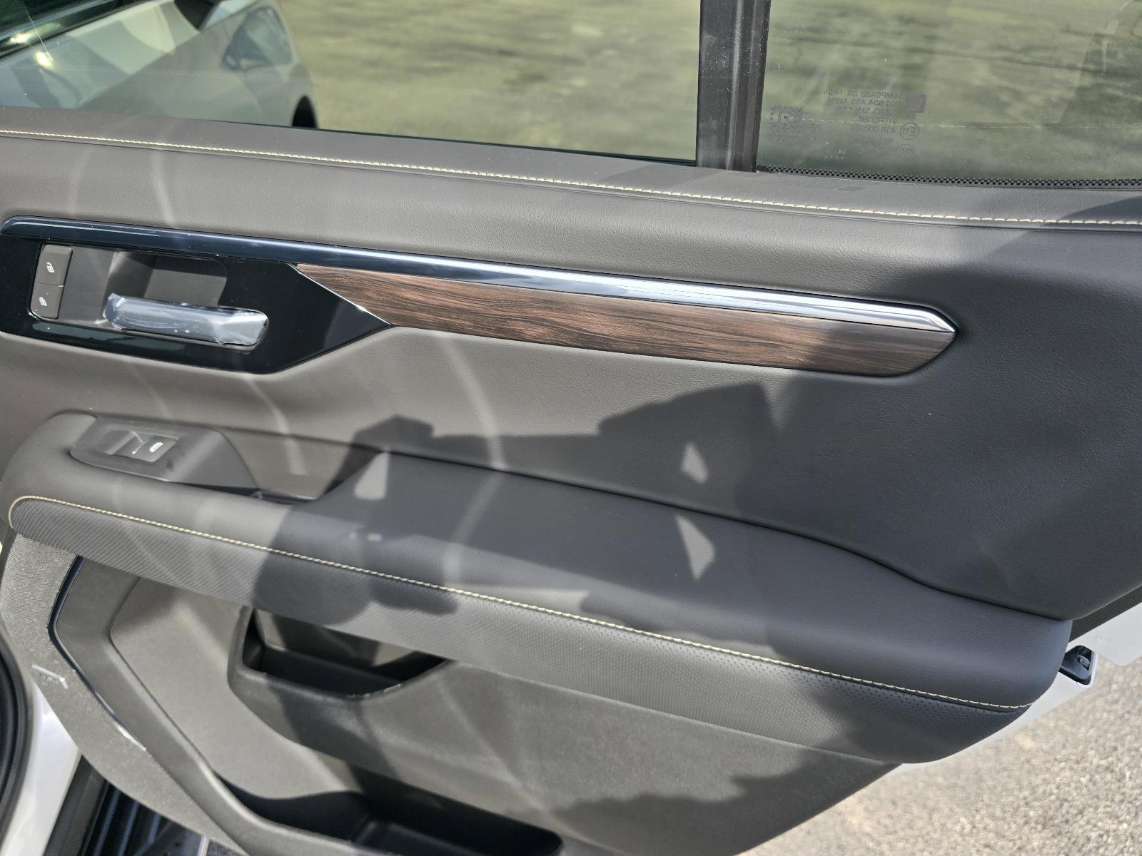 2025 Chevrolet Tahoe Vehicle Photo in Rolla, MO 65401