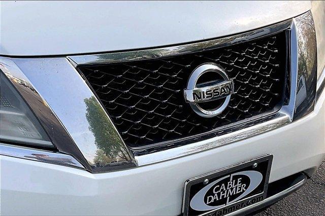 2015 Nissan Pathfinder Vehicle Photo in INDEPENDENCE, MO 64055-1314